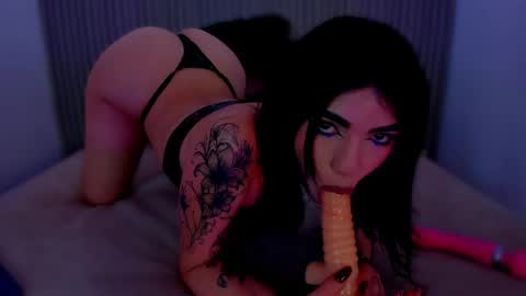 Snapshot of maddyperez8 chatting on June 2026 08:46:02 AM BELLA online show from June 2026 08:46:02 AM