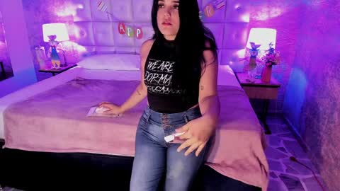 Snapshot of maddysexx_ chatting on April 2026 01:09:02 PM Maddy online show from April 2026 01:09:02 PM