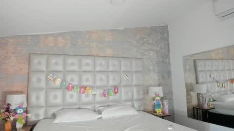 Snapshot of maddysexx_ chatting on April 2026 11:33:02 AM Maddy online show from April 2026 11:33:02 AM