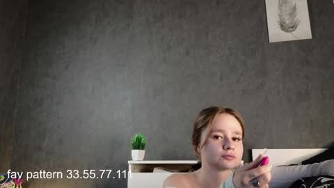 Snapshot of maddysilk chatting on June 2026 01:10:02 AM Maddy online show from June 2026 01:10:02 AM