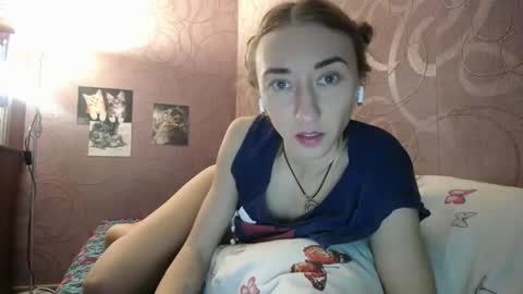 Snapshot of made_x_heaven chatting on December 2024 12:27:02 PM Julia online show from December 2024 12:27:02 PM