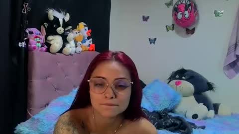 Snapshot of madeleine_2018 chatting on April 2026 06:16:02 AM sofia online show from April 2026 06:16:02 AM