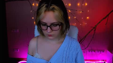 Madeline online show from February 2026 08:52:01 PM