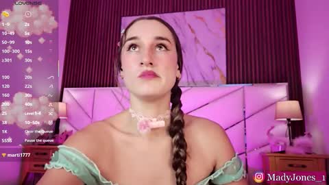 Snapshot of madeline_sweet_ chatting on March 2026 02:15:01 AM Madeline online show from March 2026 02:15:01 AM