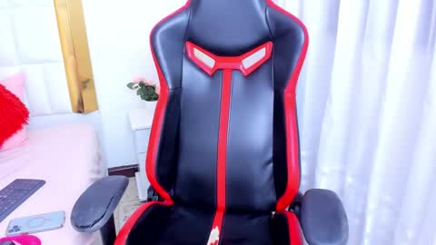 Madeline online show from October 2025 12:55:02 AM