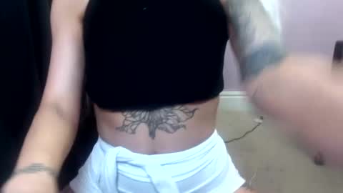 Snapshot of madelinevalentine chatting on October 2025 03:17:01 AM madeline online show from October 2025 03:17:01 AM