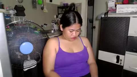 madelline2001 online show from April 2026 05:49:01 AM