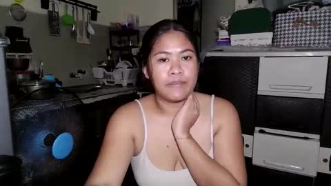 madelline2001 online show from April 2026 06:24:02 PM