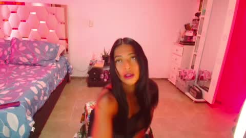 madelyn roses online show from February 2025 06:37:01 PM