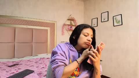 Snapshot of madhison_5 chatting on May 2026 12:12:02 PM madhison_5 online show from May 2026 12:12:02 PM