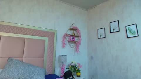 Snapshot of madhison_5 chatting on June 2026 11:56:02 AM madhison_5 online show from June 2026 11:56:02 AM