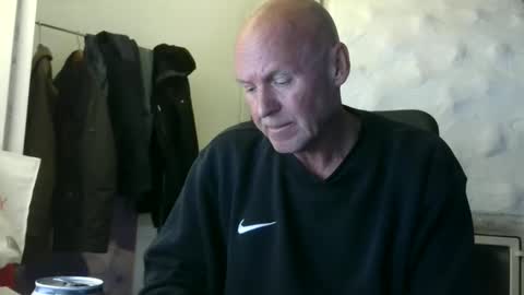 madio1187940 online show from October 2025 04:31:02 PM