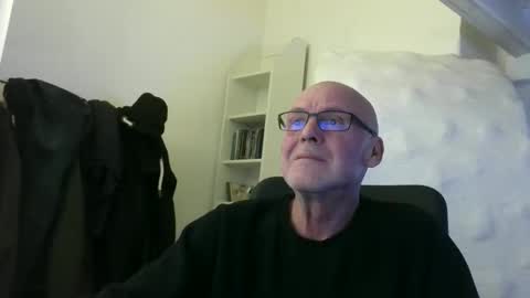 madio1187940 online show from January 2026 02:43:02 PM