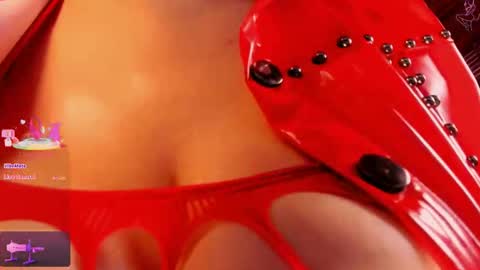 Madison Astrid  online show from June 2026 10:04:02 PM
