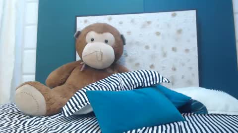 Snapshot of madison_copers chatting on October 2025 05:37:01 AM M A D I S O N online show from October 2025 05:37:01 AM