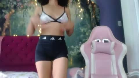 Snapshot of madison_tits chatting on June 2026 07:51:02 PM madison_tits online show from June 2026 07:51:02 PM
