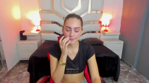 Madison Carzon online show from September 2025 08:10:01 PM