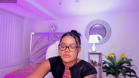 Madisson Davon online show from December 2024 05:10:02 PM