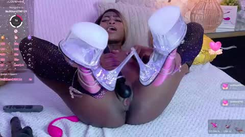 Snapshot of madissonbonny_ chatting on May 2026 01:57:16 AM madissonbonny_ online show from May 2026 01:57:16 AM