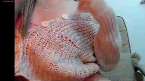 Snapshot of madyqueen chatting on February 2025 05:40:01 PM Mara online show from February 2025 05:40:01 PM