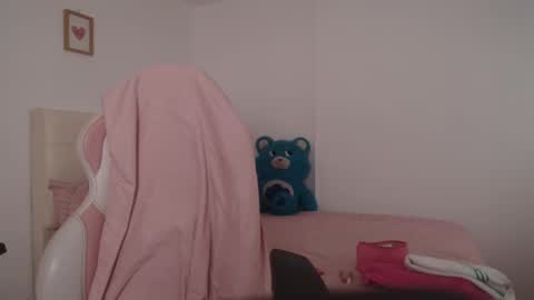 madysson__js_ online show from February 2025 08:58:02 PM