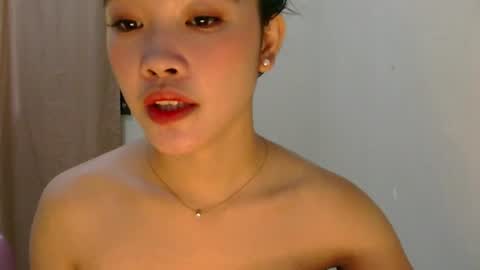 Snapshot of mae_luna chatting on June 2026 11:49:01 PM mae_luna online show from June 2026 11:49:01 PM
