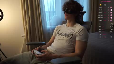 Mike XMaestro 3369 online show from November 2025 11:40:02 AM