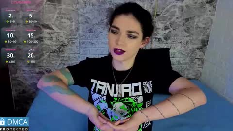 maevekuro online show from December 2025 03:01:02 AM