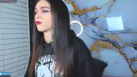 maevekuro online show from January 2026 03:32:01 AM