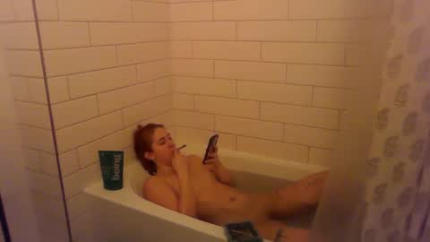 Snapshot of maevesins chatting on January 2025 05:35:01 AM Maeve Sins online show from January 2025 05:35:01 AM