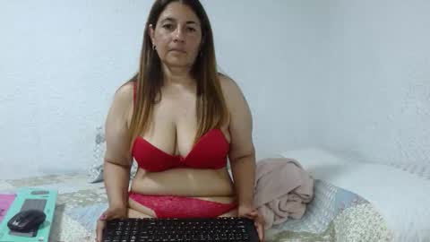 Snapshot of mafe_astor chatting on November 2025 09:36:02 PM mafe online show from November 2025 09:36:02 PM