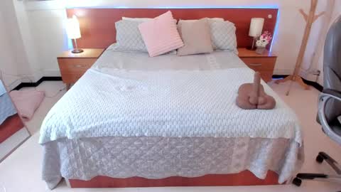 mafe_kailina online show from April 2026 08:09:01 PM