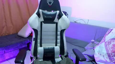 mafecito24 online show from October 2025 01:51:02 AM