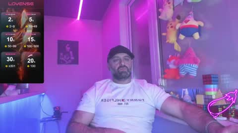 Magabear online show from February 2025 09:04:01 PM