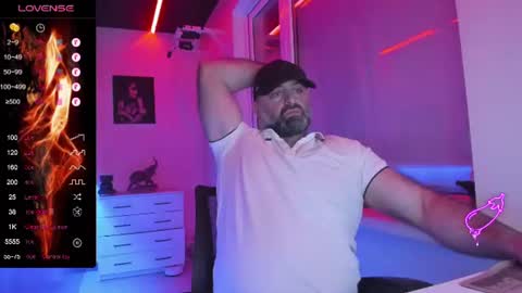 Snapshot of magabear chatting on June 2026 08:44:02 PM Magabear online show from June 2026 08:44:02 PM