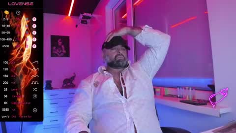 Snapshot of magabear chatting on July 2026 10:20:01 AM Magabear online show from July 2026 10:20:01 AM