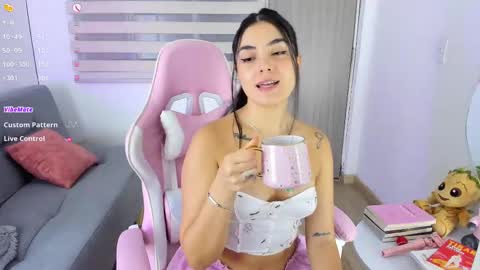 Eva online show from September 2025 05:25:01 PM