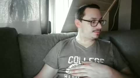 Snapshot of magfrauenfuesse chatting on November 2025 08:42:01 AM magfrauenfuesse online show from November 2025 08:42:01 AM