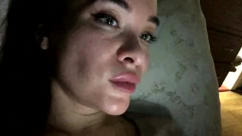 magggg658318 online show from December 2024 02:21:01 PM