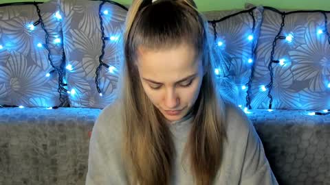 Maggie online show from December 2024 03:20:01 AM