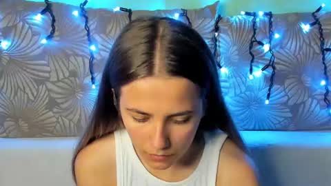 Maggie online show from August 2026 03:55:01 AM