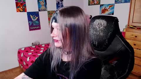 Snapshot of maggieswaggy chatting on November 2025 03:55:02 PM Magdalene Swaggy online show from November 2025 03:55:02 PM