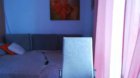 Snapshot of magic_blondie chatting on October 2025 01:41:01 PM Margo online show from October 2025 01:41:01 PM