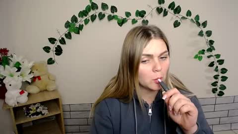 Snapshot of magic_katarina_ chatting on December 2024 10:44:02 AM magic_katarina_ online show from December 2024 10:44:02 AM