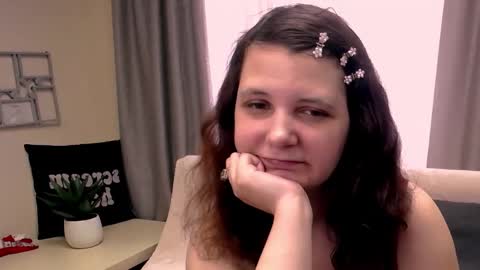 Kristy online show from May 2026 07:39:01 AM