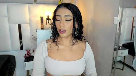 Snapshot of magic_marg chatting on December 2024 08:43:02 PM Marge online show from December 2024 08:43:02 PM