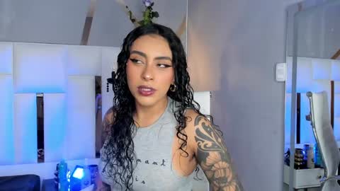 Snapshot of magic_marg chatting on January 2025 08:52:02 PM Marge online show from January 2025 08:52:02 PM