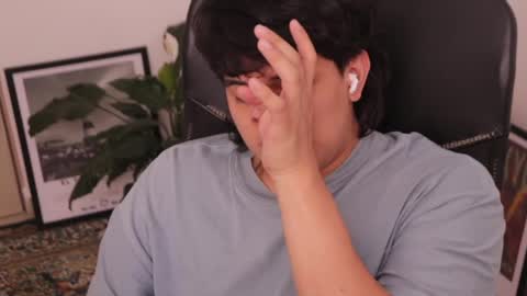 Tony Hoffa online show from April 2026 08:20:02 PM