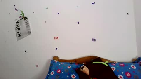 vivis brina online show from April 2026 02:10:01 AM