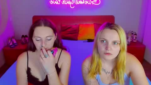 Snapshot of magiceyess chatting on January 2025 10:06:01 AM Lili and Bella online show from January 2025 10:06:01 AM